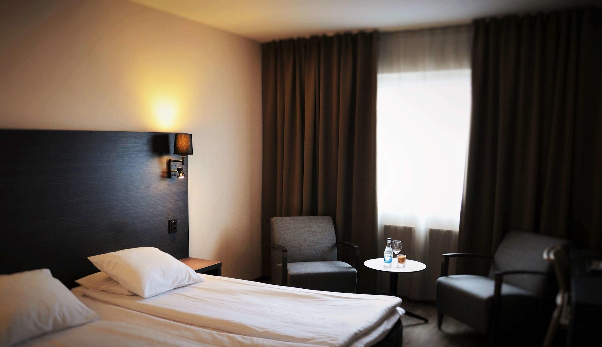 Best Western Hotel Scheele Köping Kültér fotó
